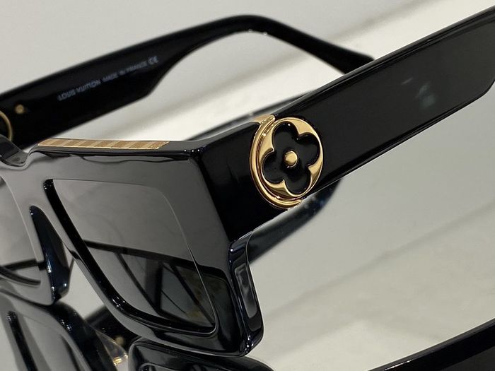 Louis Vuitton Sunglasses Top Quality LVS00202